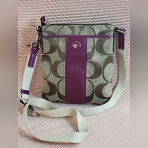 💙EUC Coach Crossbody